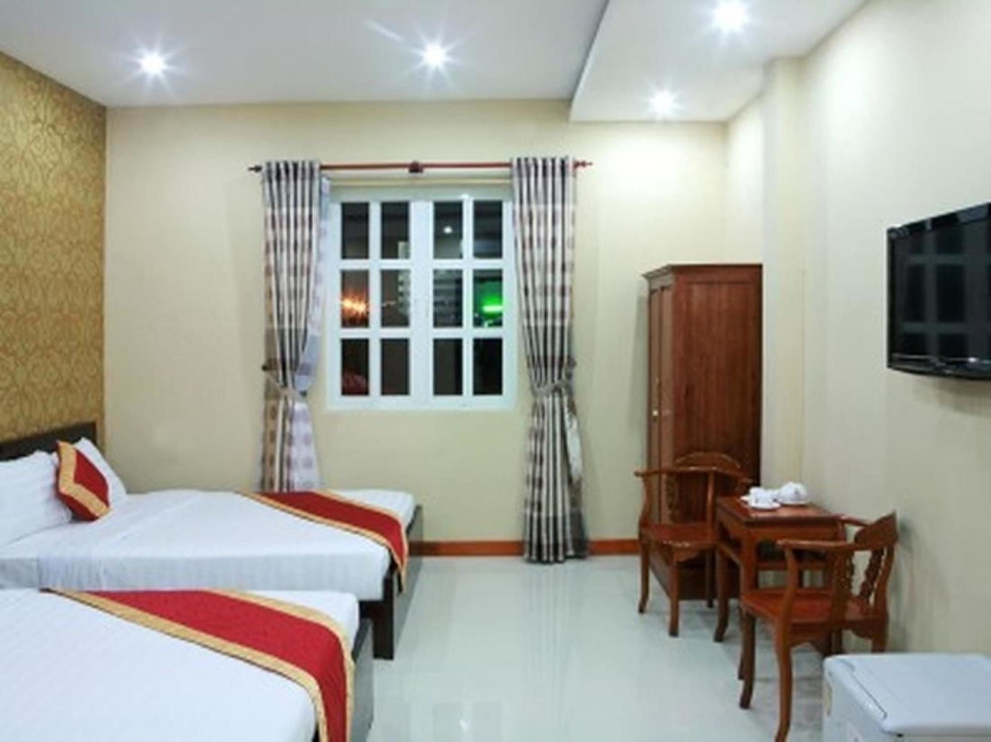 Sunflowers Hotel Airport Ho Chi Minh-Byen Eksteriør billede