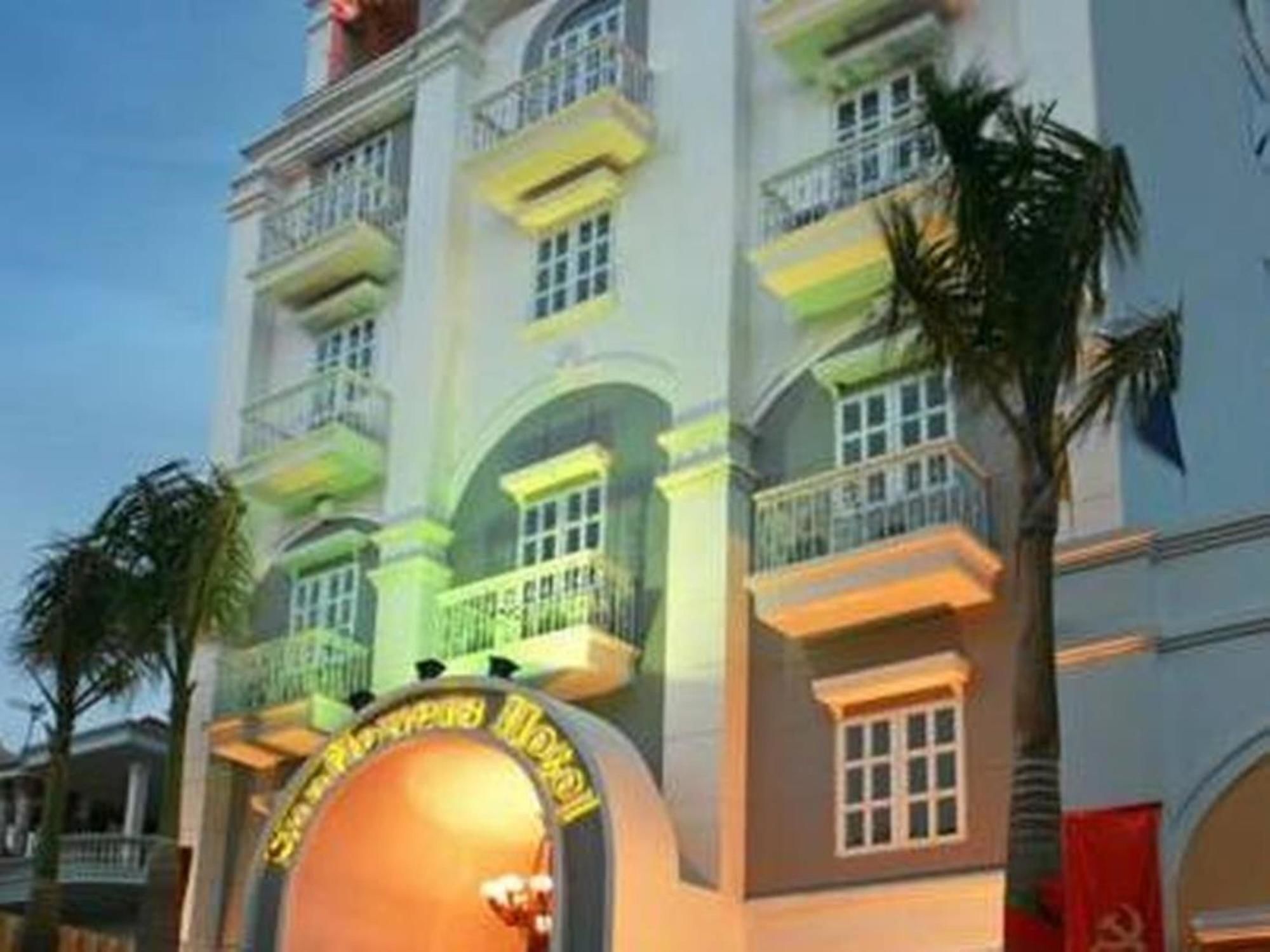 Sunflowers Hotel Airport Ho Chi Minh-Byen Eksteriør billede